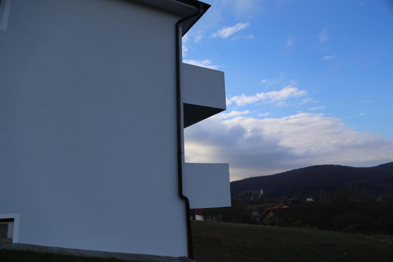 Fruskogorska Idila Apartmani Vrdnik Exterior photo